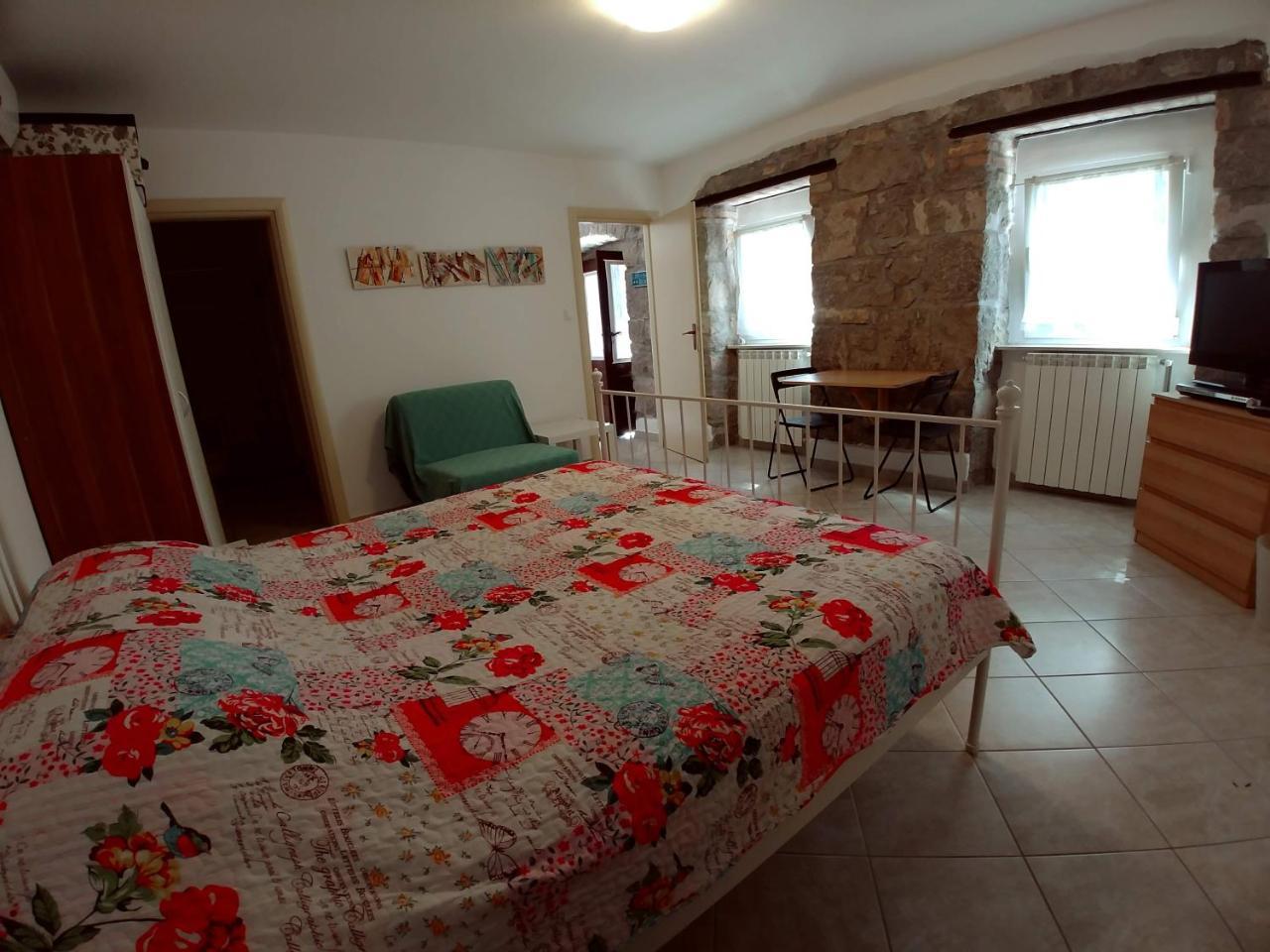 Guesthouse Toticevi Риека Экстерьер фото